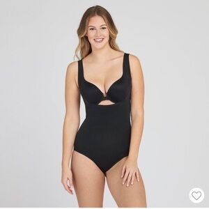 Assets by Spanx Black Bustless Scoop Neck Tummy Control Bodysuit XL Shapewear